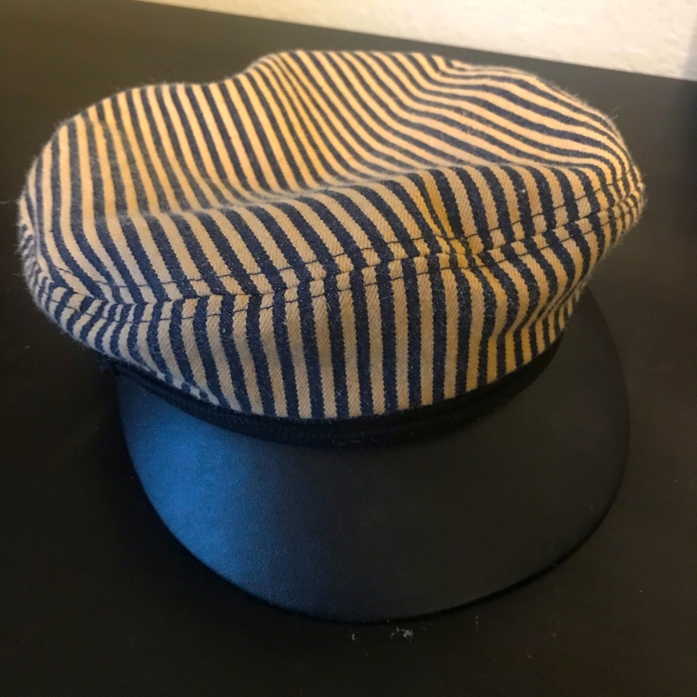 Chapel hat’s hat